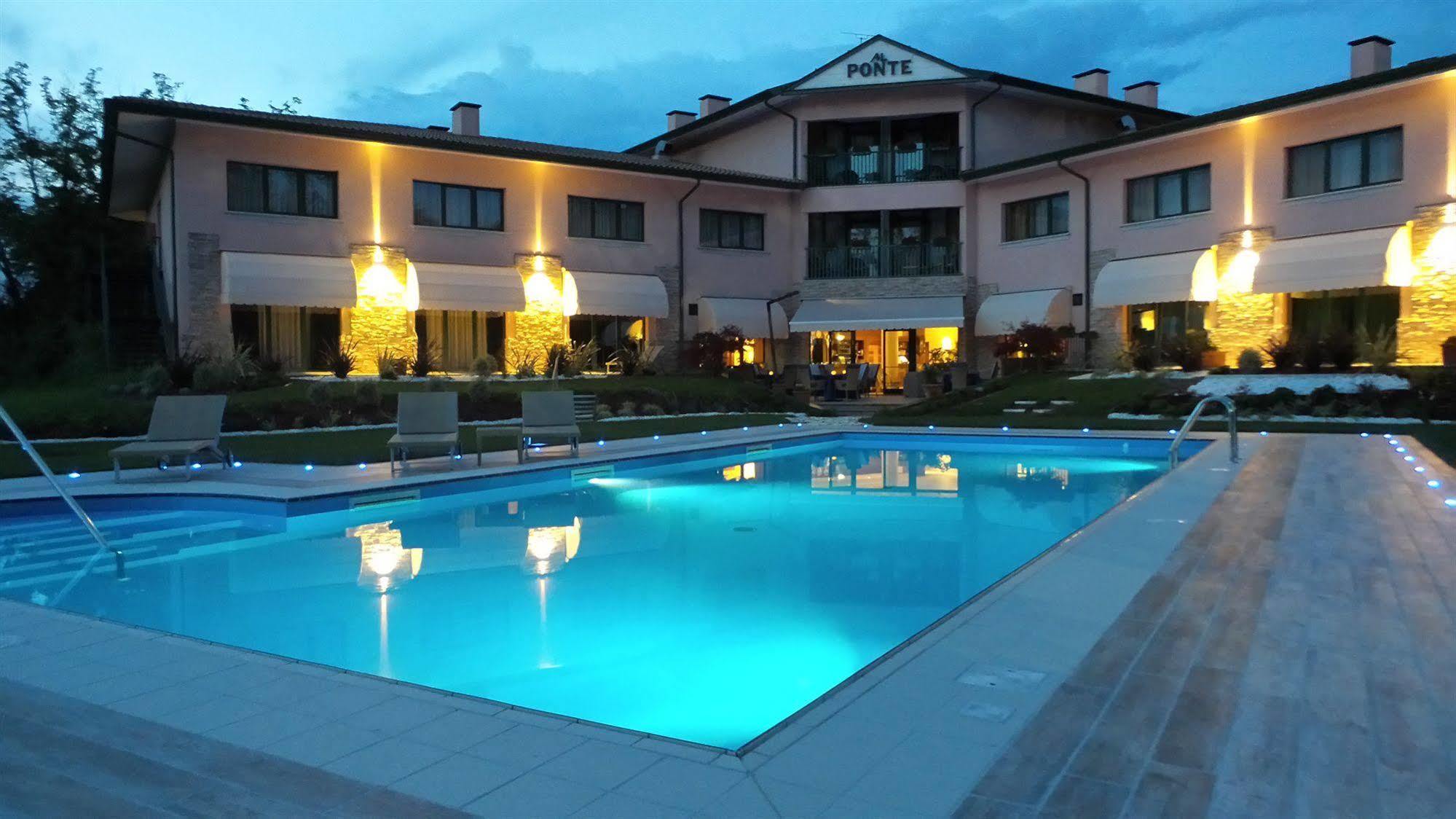 Hotel Al Ponte Gradisca dʼIsonzo Extérieur photo